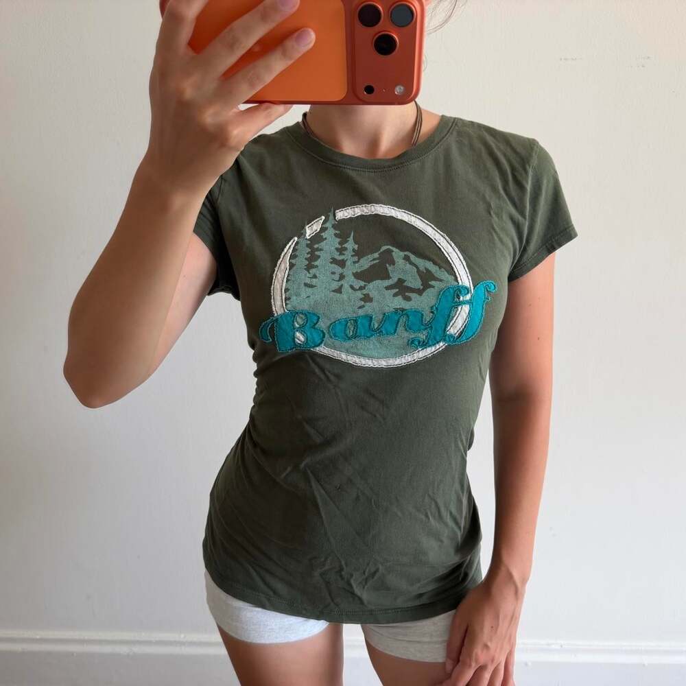 Old Navy Women's Green and Khaki T-shirt